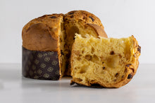 Carica l&#39;immagine nel visualizzatore di Gallery, Panettone Pera e Cioccolato
