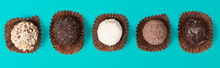 Carica l&#39;immagine nel visualizzatore di Gallery, Scatola 24 Praline di Cioccolato
